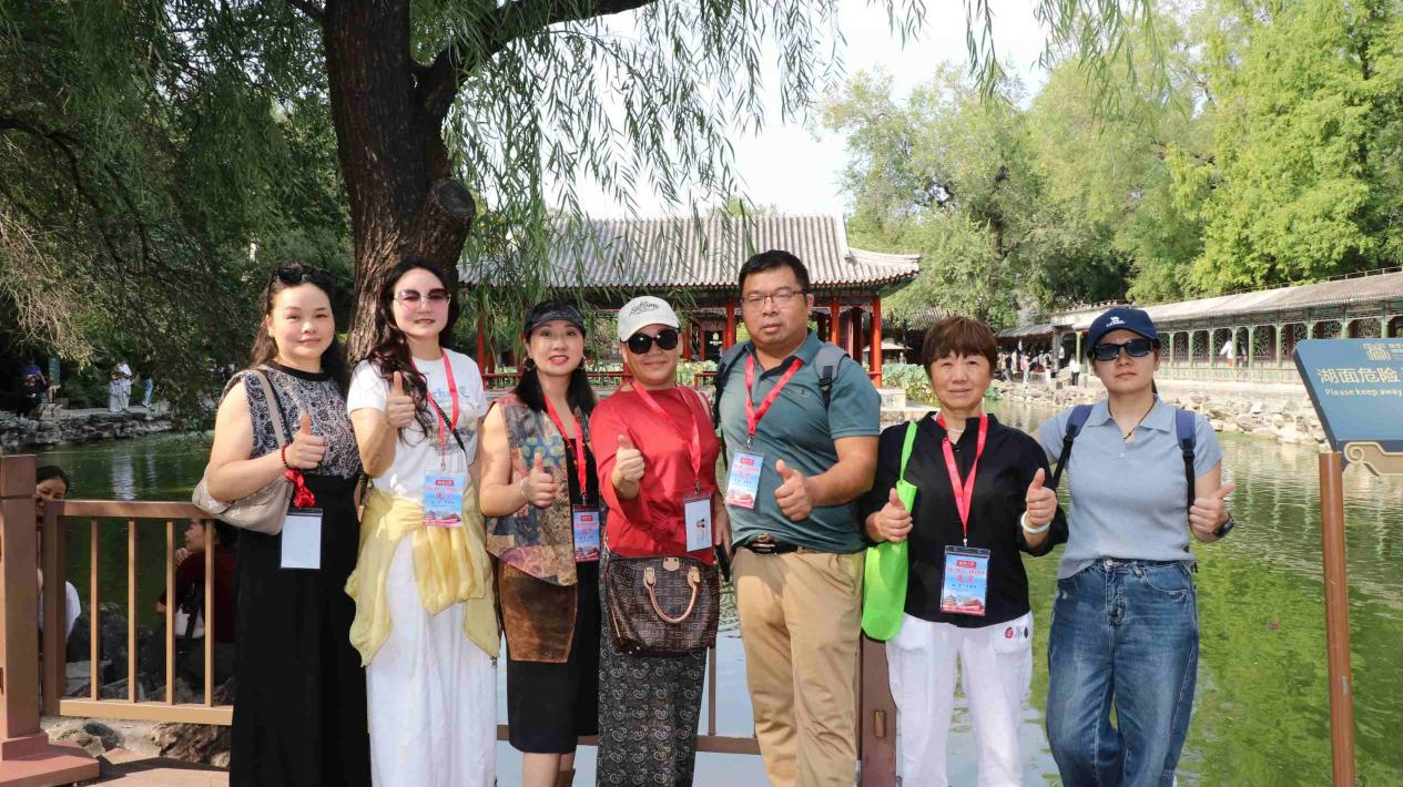 图片 16 图片 16